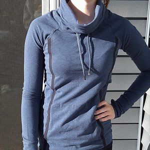 Athleta funnel neck pullover sweatshirt